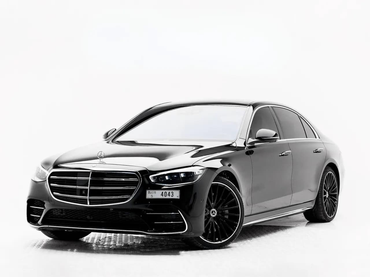 Rent Mercedes S-Class in Dubai