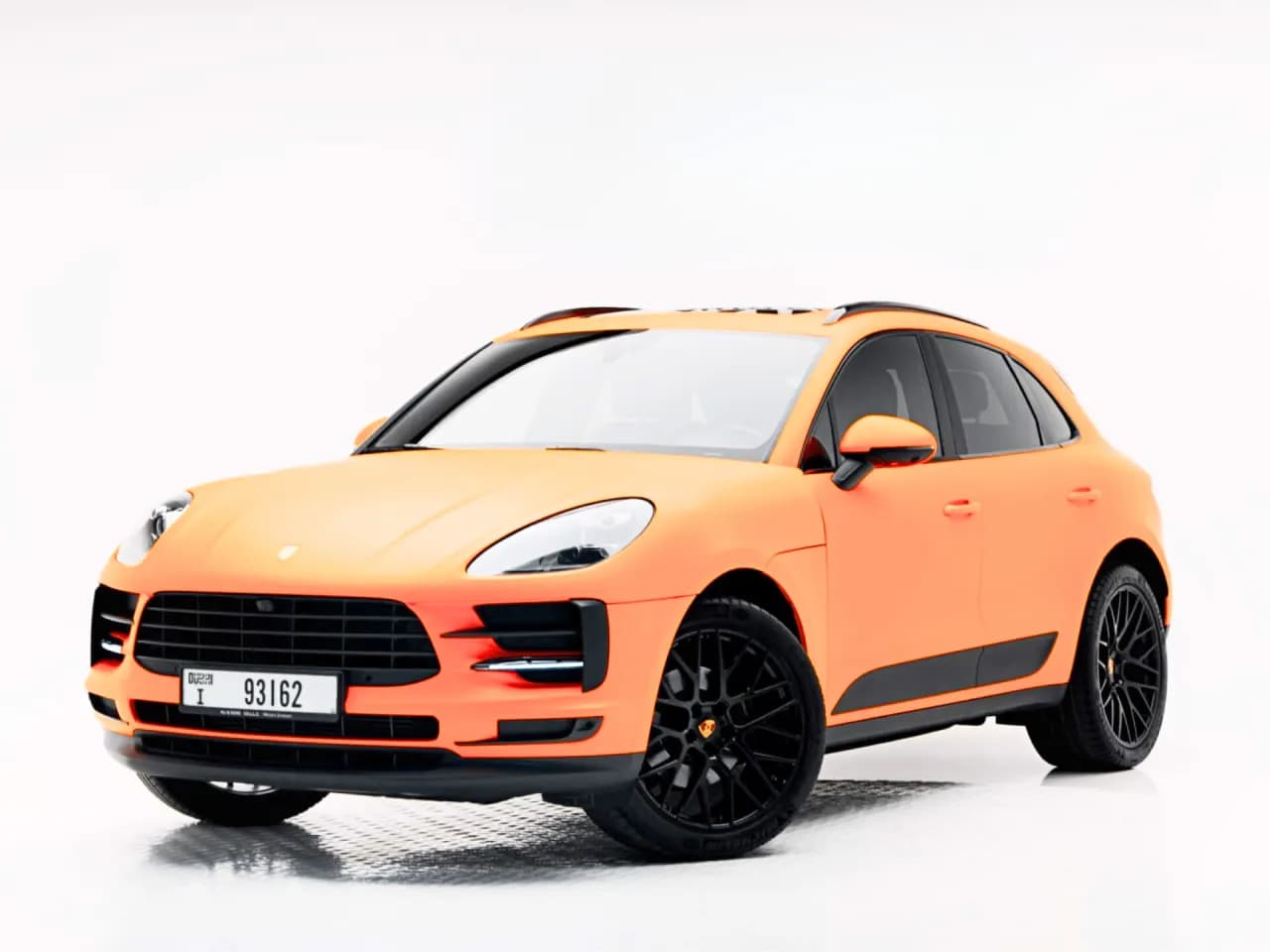 Rent Porsche Macan in Dubai